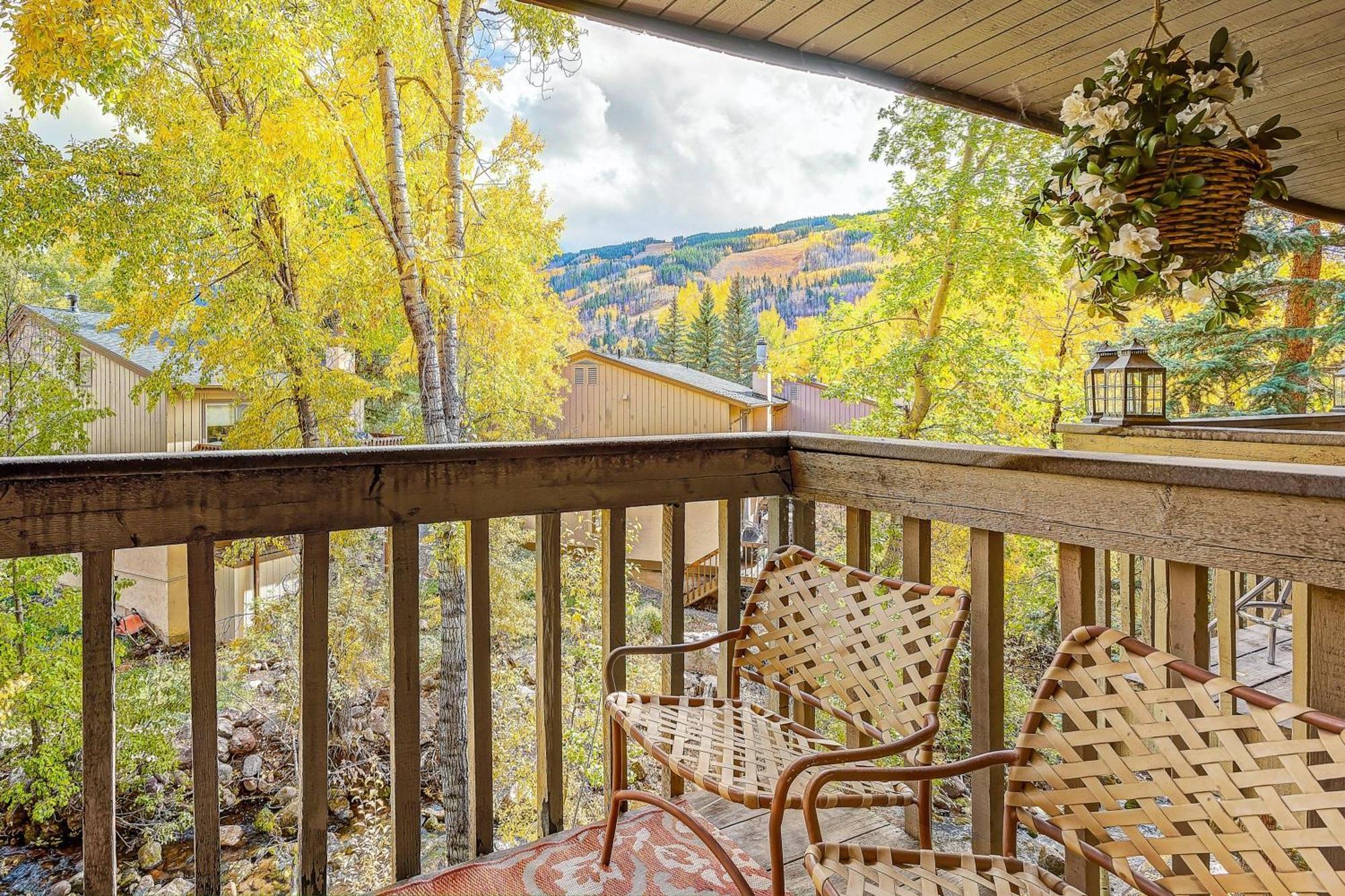 Peaceful Creek View From The Deck! Walk To Shuttle Villa Vail Exteriör bild